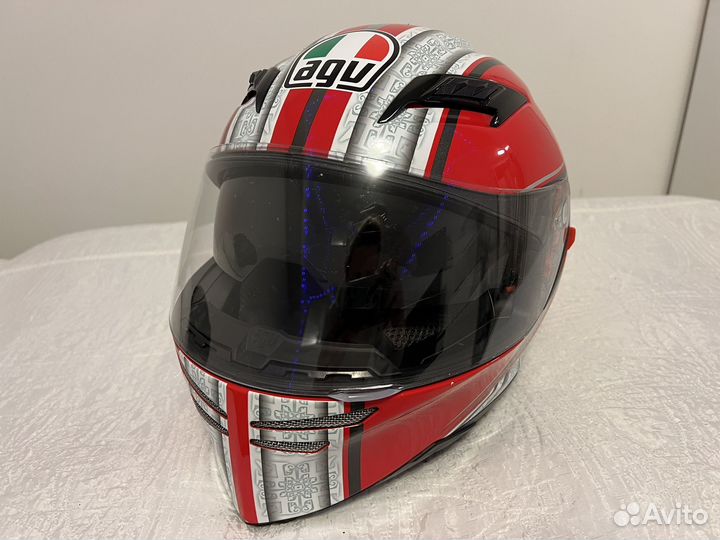 Мотоциклетный шлем agv размер S