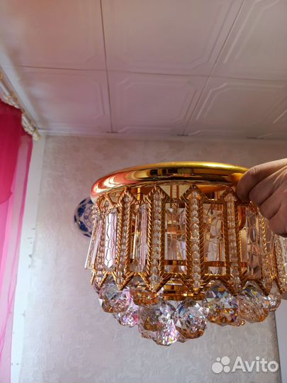 Люстра подвесная потолочная