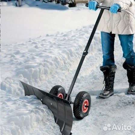 Снегоотвал ручной на колёсах