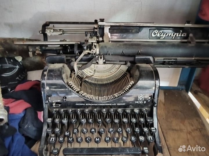 Печатная пишущая машинка