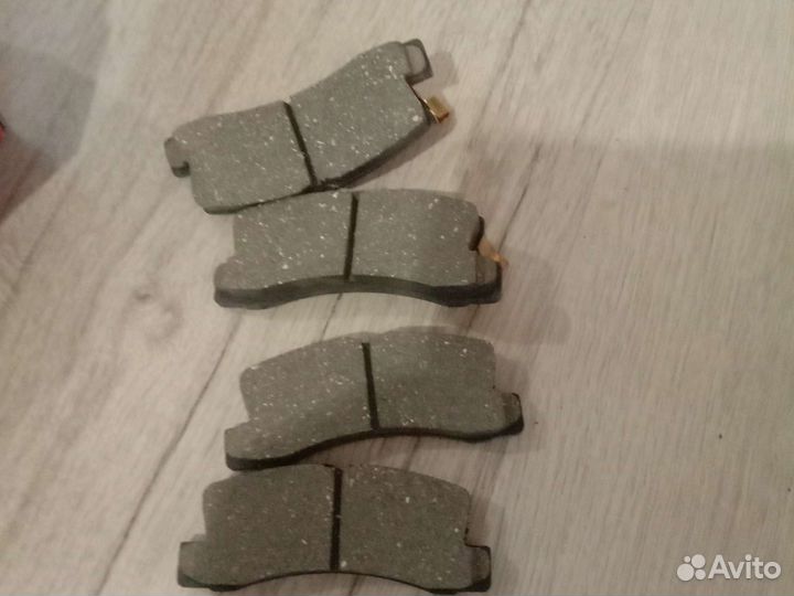 Тормозные колодки toyota camry Задние