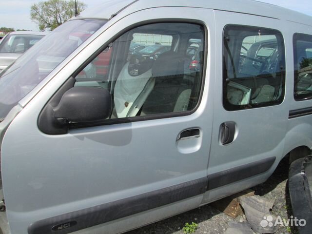 Левая задняя дверь Renault Kangoo 2004г