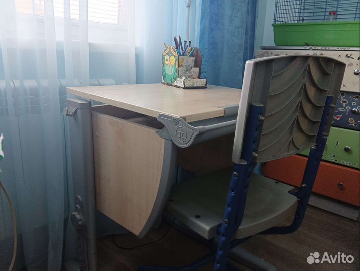 Растущая парта и стул бу