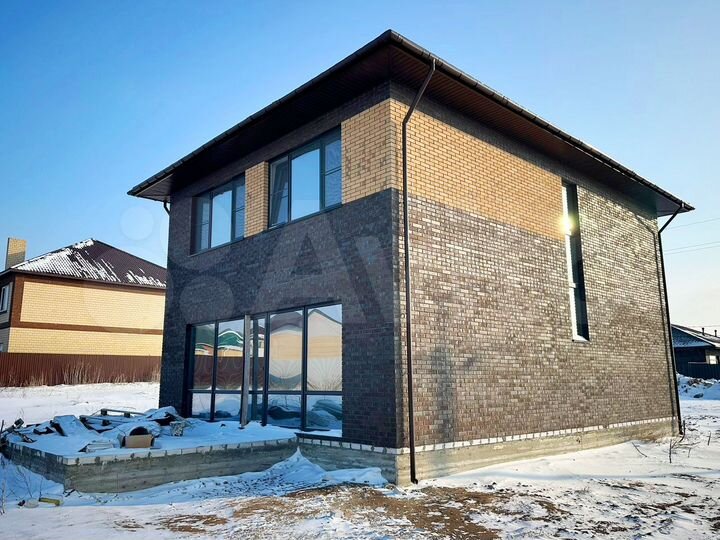 Дом 168 м² на участке 5 сот.