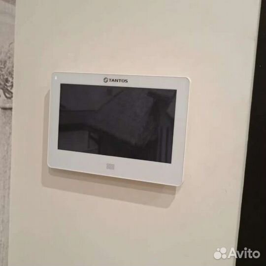 Установка домофона, видеонаблюдения