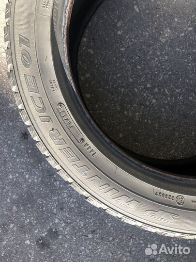 Dunlop SP Winter Ice 01 115/50 R17