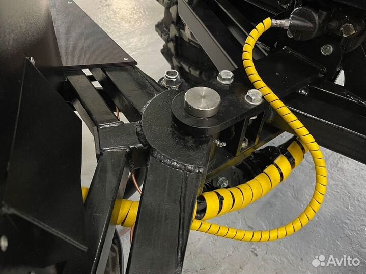 Вездеход переломка Ермак (Снегоболотоход)