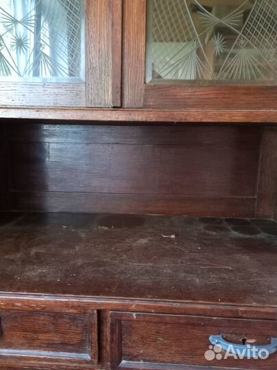 Старинный буфет
