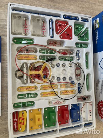 Электронный конструктор 