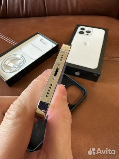 Телефон iPhone 13 Pro в состоянии как новый