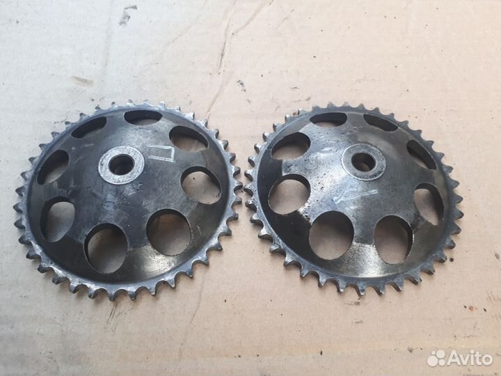 Звездочка, шестерня грм Сааб 9000