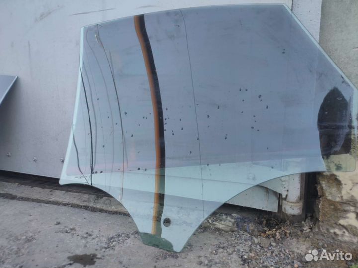 Стекло двери задней правой mondeo 4