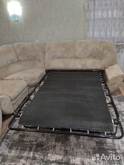 Диван угловой