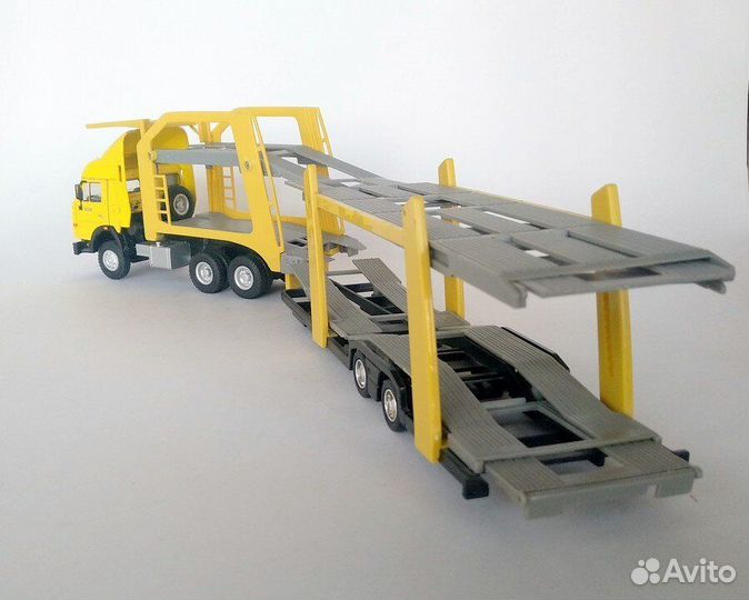 Камаз-54115 автовоз (жёлтый) Cararama/New ray