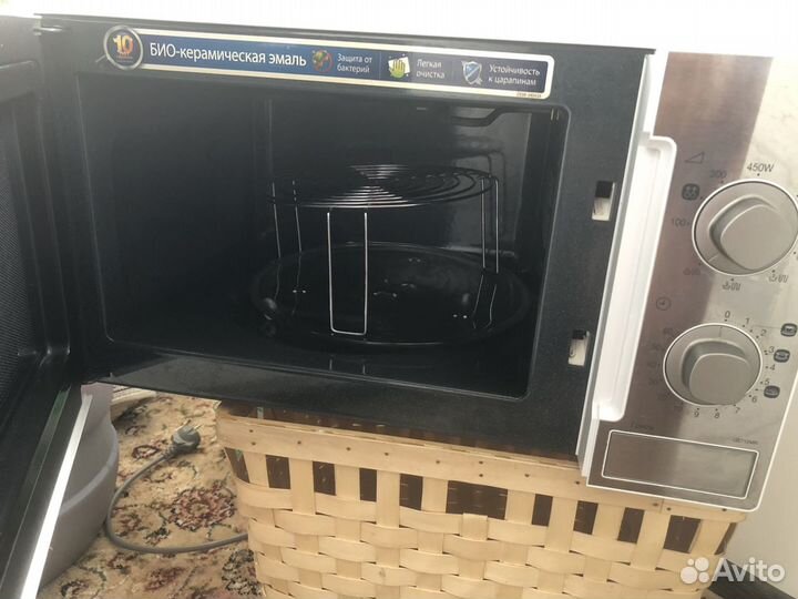 Микроволновая печь Samsung с грилем