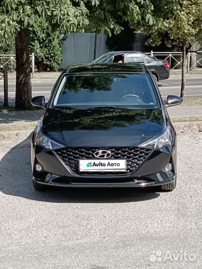 Hyundai Solaris 1.6 AT, 2022, 30 100 км