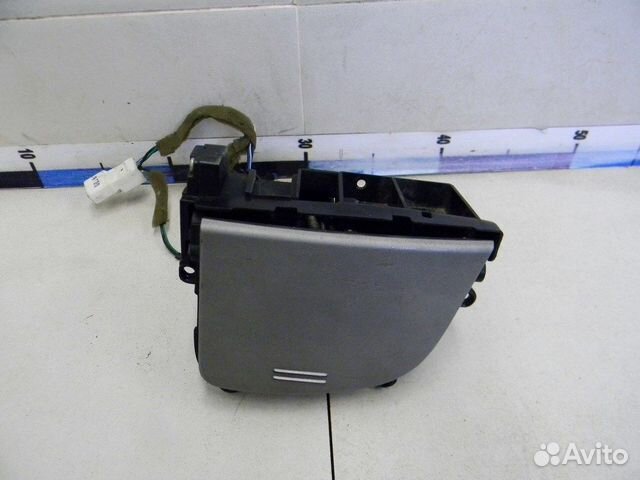 Пепельница передняя Starex H1/Grand Starex 2007