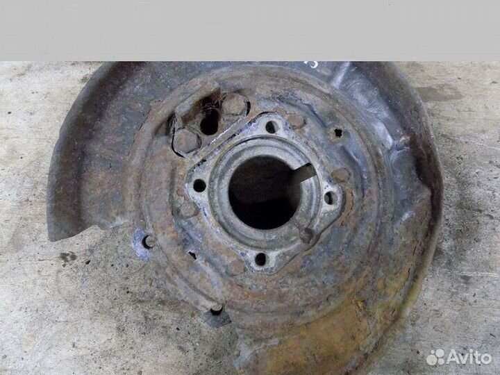 Кулак поворотный задний правый 5-серия E39 1995-20