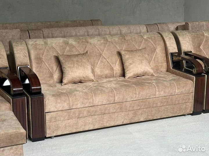 Диван в офис