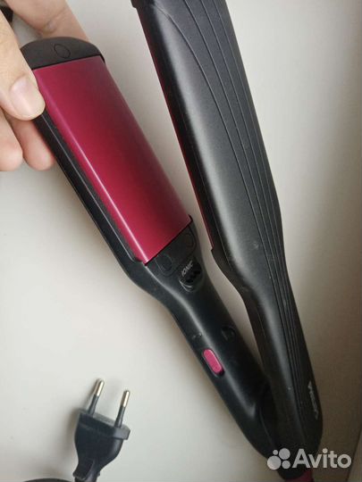 Выпрямитель для волос Philips новый