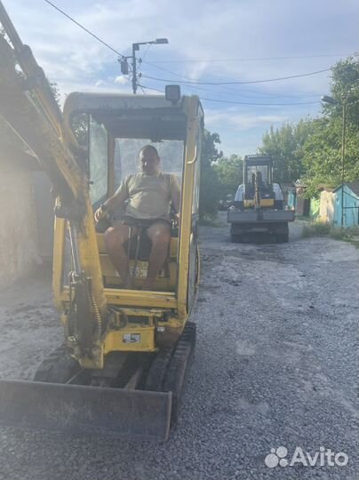 Мини-экскаватор Komatsu PC15R-8, 2007