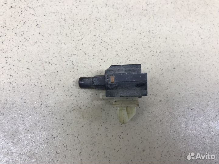 Датчик температуры воздуха RIO 2005-2011