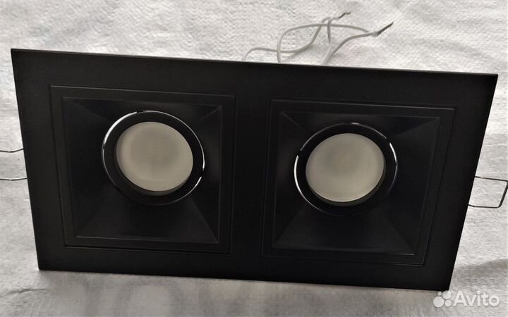 Светильник потолочный встраиваемый