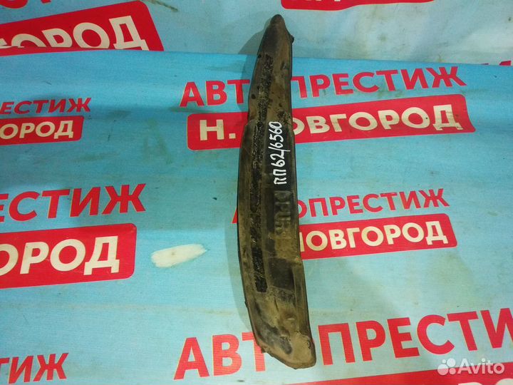 Уплотнитель крыла передний правый Хендай Акцент