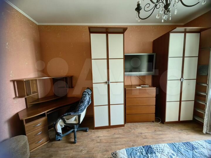 3-к. квартира, 78 м², 8/8 эт.