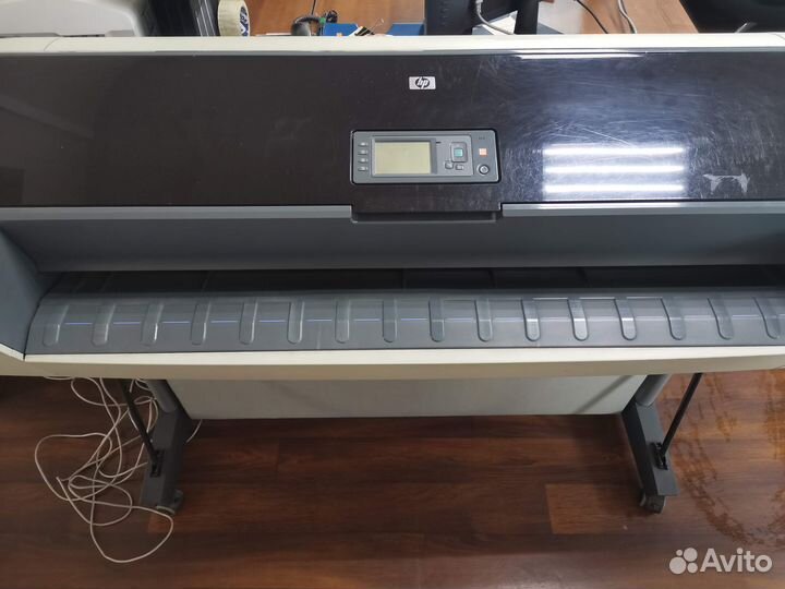 Широкоформатный плоттер hp designjet T1100