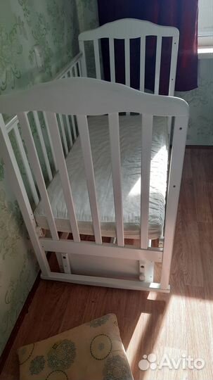 Продам детскую кроватку