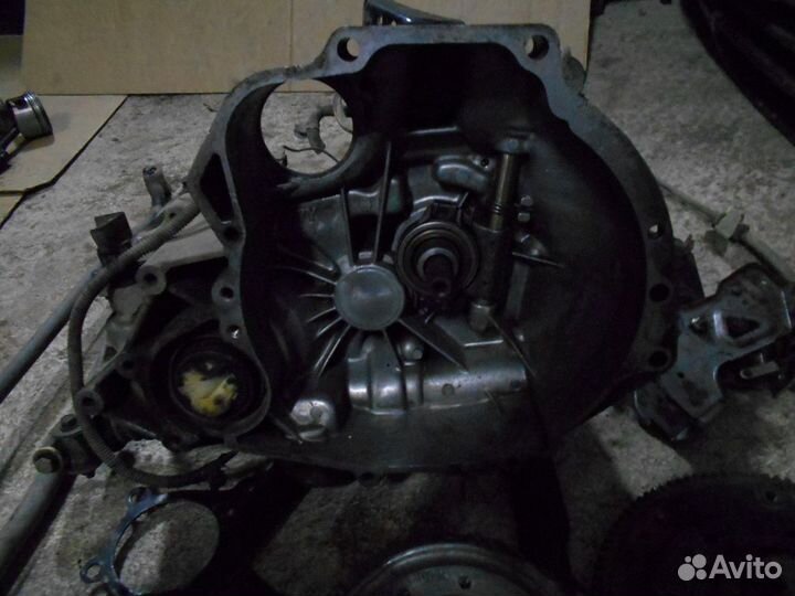 Nissan sunny B14 МКПП