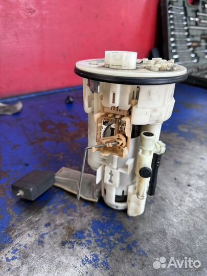 Топливная станция Toyota Mark 2 110