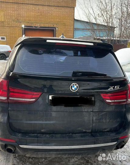 Спойлер на BMW X5 F15 под стекло (черный глянец)