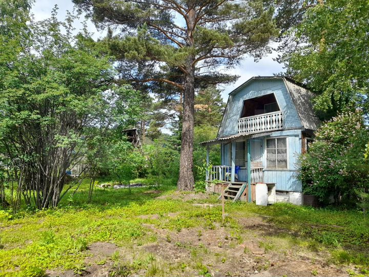 Дача 28 м² на участке 4,5 сот.