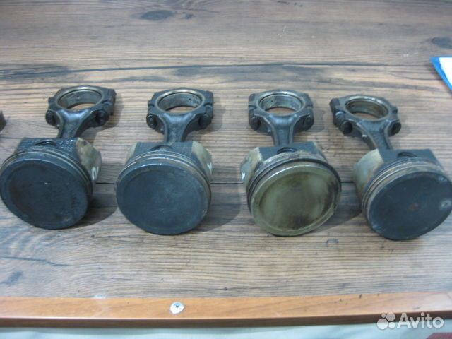 Поршень с шатуном Nissan Primera P10 (1990–1996)