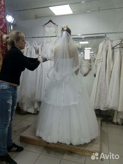 Свадебное платье