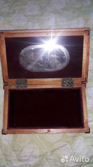 Ларец резной