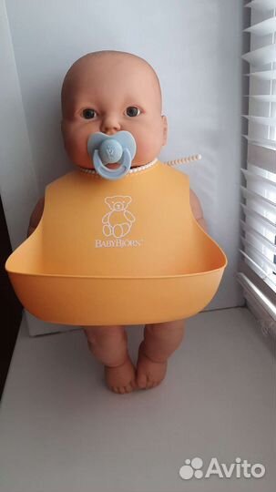 Малыш бэби-бон