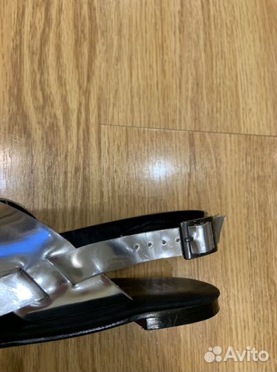 Рюкзак и босоножки