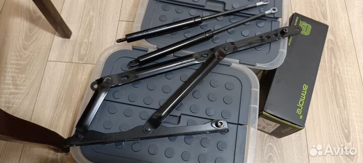 Два газлифта 800 N D8/D8 и лев под мех кровати