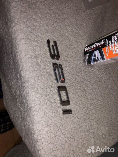 Шильдик BMW 320i