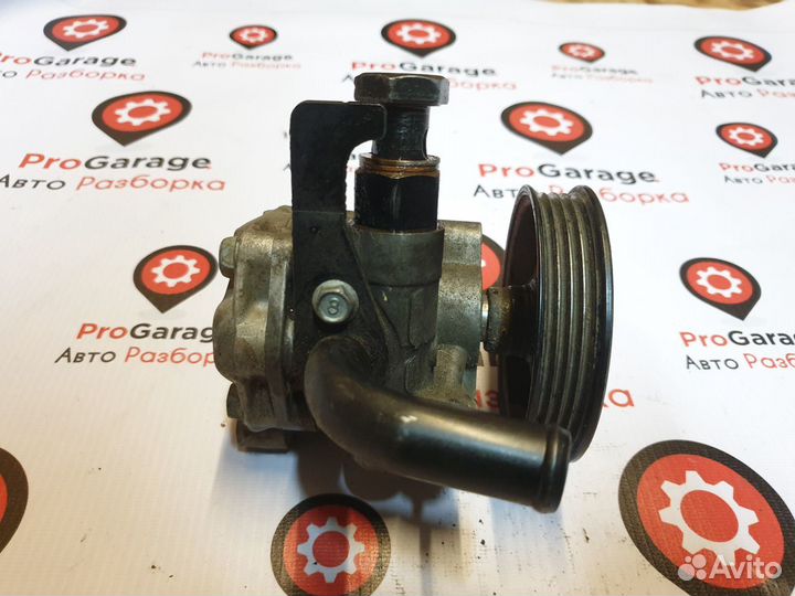 Насос гур Kia Sorento 1 BL 571003E030