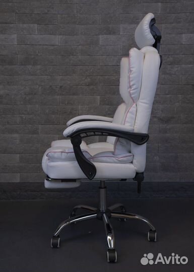 Компьютерное офисное кресло с массажем (новые)