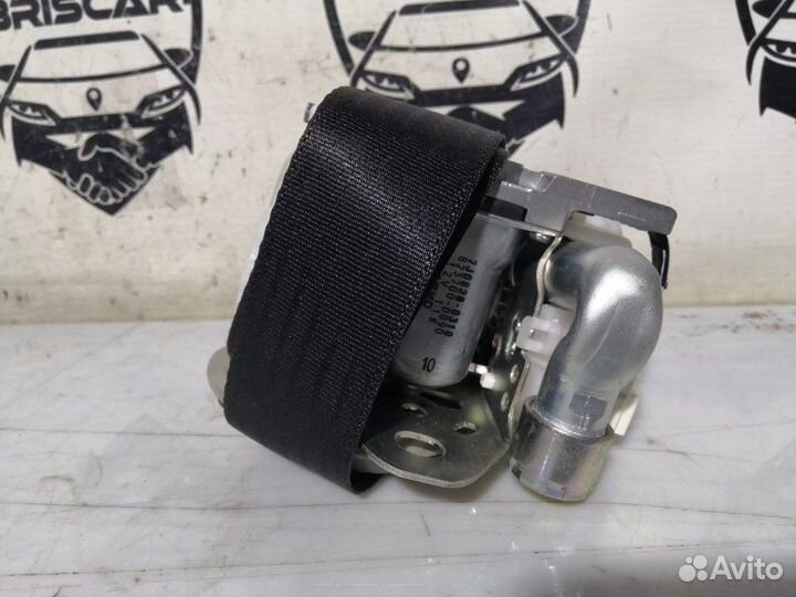 Ремень безопасности передний правый Lexus Rx350