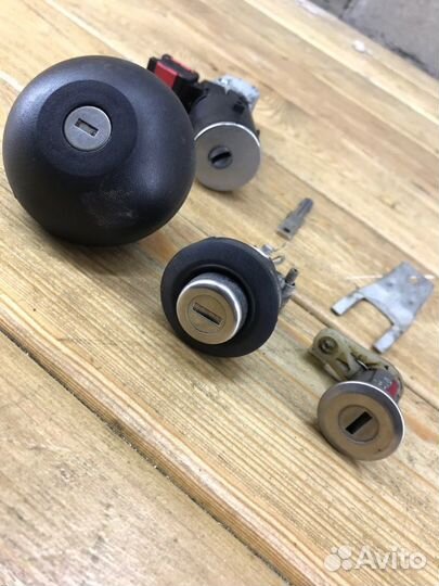 Замок зажигания с личинкой Renault Logan 2 K7M