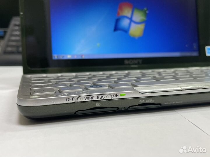 Sony Vaio VGN-P11ZR (коллекционный)