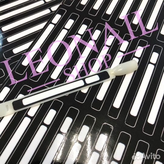 Наклейка на типсы 50 штук в упаковке