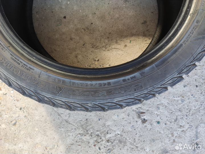 Goodyear UltraGrip Extreme 245/45 R18 96T