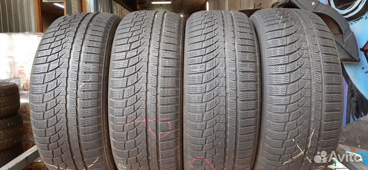 Nokian Tyres WR A4 215/50 R18